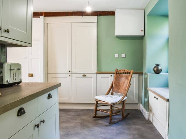 Kitchen | Tarn Bank, Kendal and Lakes Gateway