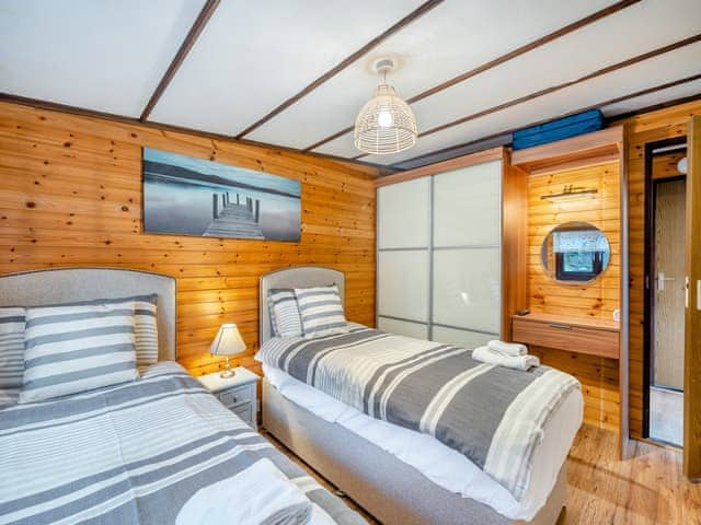 Twin bedroom | Seathwaite Tarn, Ambleside