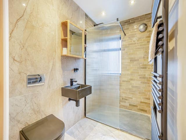 Shower room | Westholme, Faldingworth