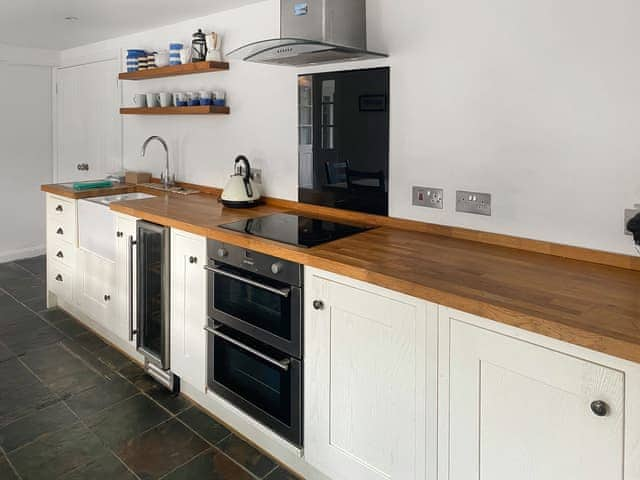 Kitchen | Ty Gwyn, Portscatho