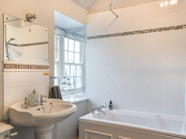 Bathroom | Middle Cottage, Hunmanby, near Filey