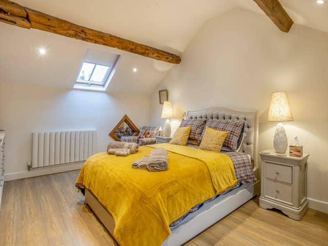 Double bedroom | Stable End, Whitchurch