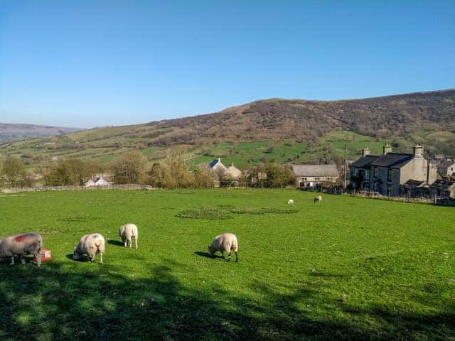 Surrounding area | Fern Cottage, Bradwell