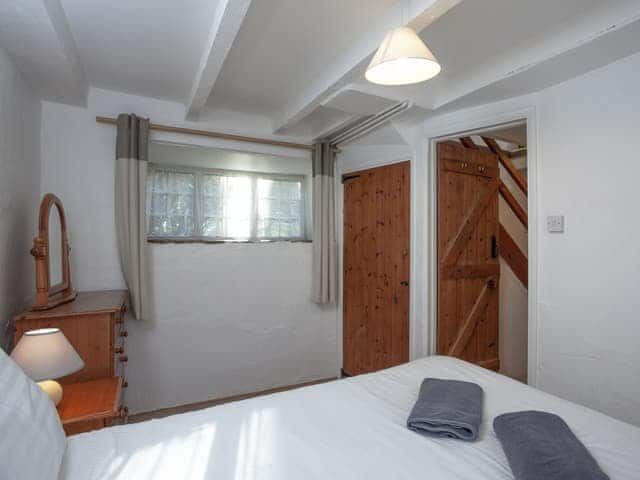 Double bedroom | Hayloft - Summercourt Cottages, Looe