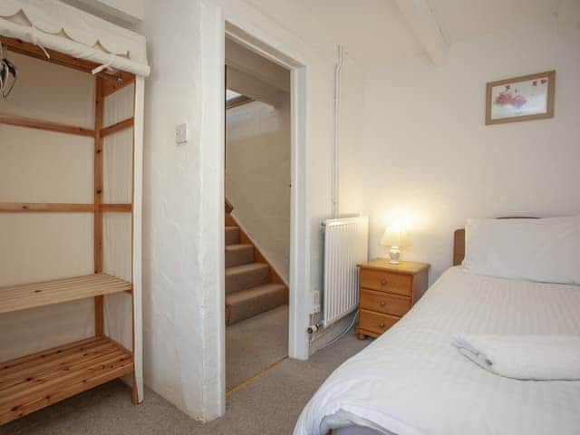 Single bedroom | Hayloft - Summercourt Cottages, Looe