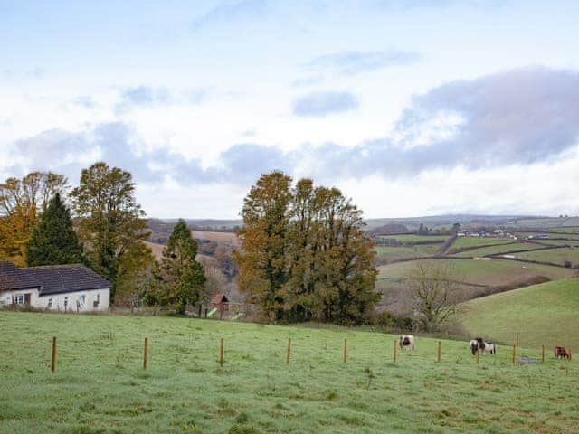 Surrounding area | Hayloft - Summercourt Cottages, Looe