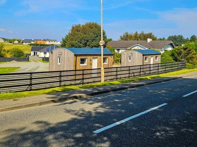 Exterior | Lewis - Hebridean Holiday Huts, Stornoway