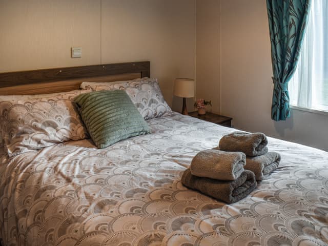 Double bedroom | Stunning Cliff Top - Azure Retreats, Lowestoft