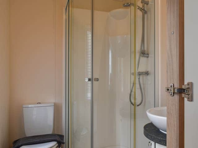 Bathroom | Stunning Cliff Top - Azure Retreats, Lowestoft