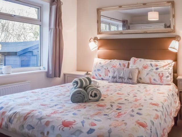 Double bedroom | Low Tide, Looe