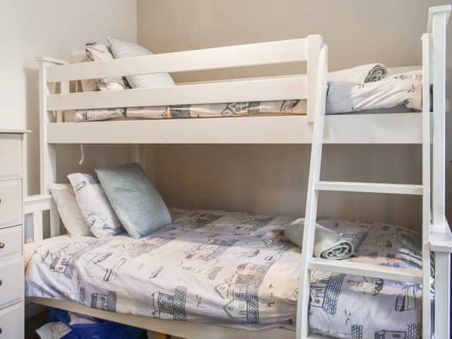 Bunk bedroom | Low Tide, Looe