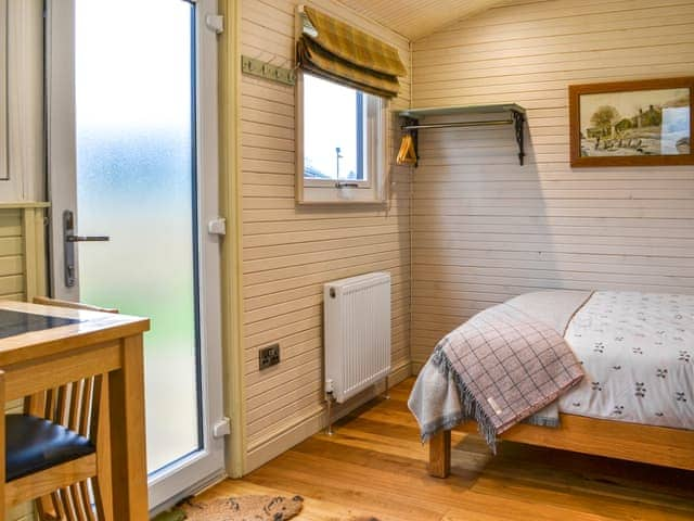 Double bedroom | The Rams Rest - Shamrock Shepherds Huts, Kirby Misperton