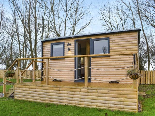 Exterior | The Rams Rest - Shamrock Shepherds Huts, Kirby Misperton