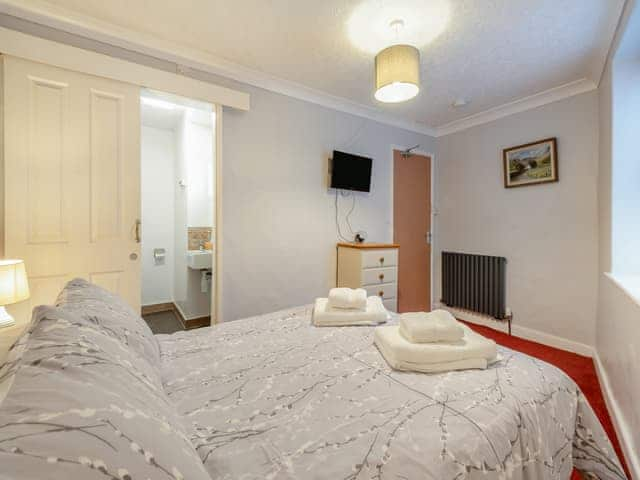 Double bedroom | Honistor House, Keswick