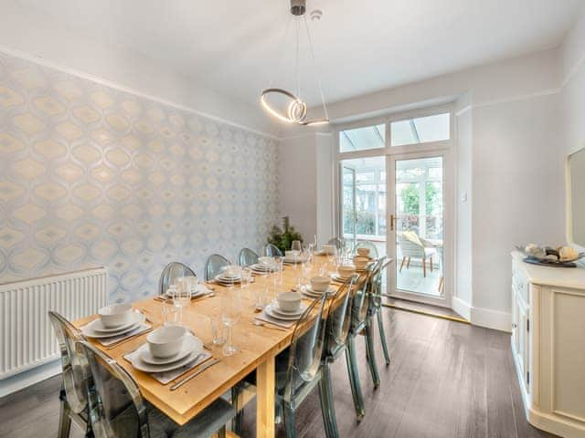 Large dining table in dining room | Corner Cottage, Troutbeck Bridge, near Windermere