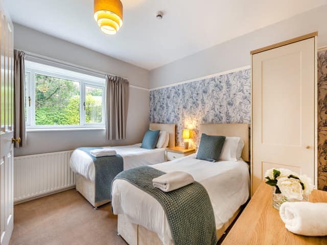 Spacious twin bedroom | Corner Cottage, Troutbeck Bridge, near Windermere