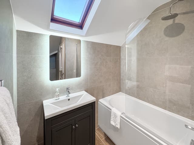 Bathroom | Oak Leaf - Oakvale, Braithwaite