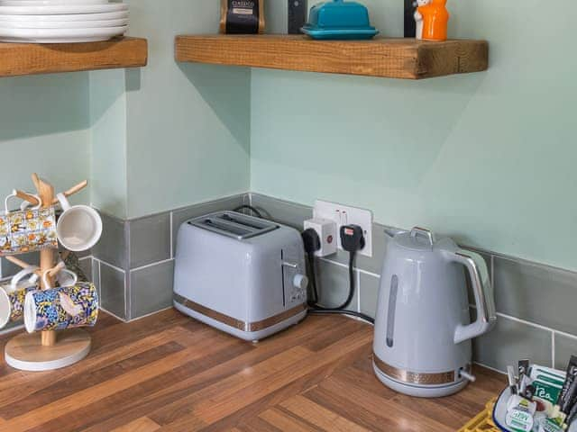 Kitchen | McEnroe Cottage, Broadstairs