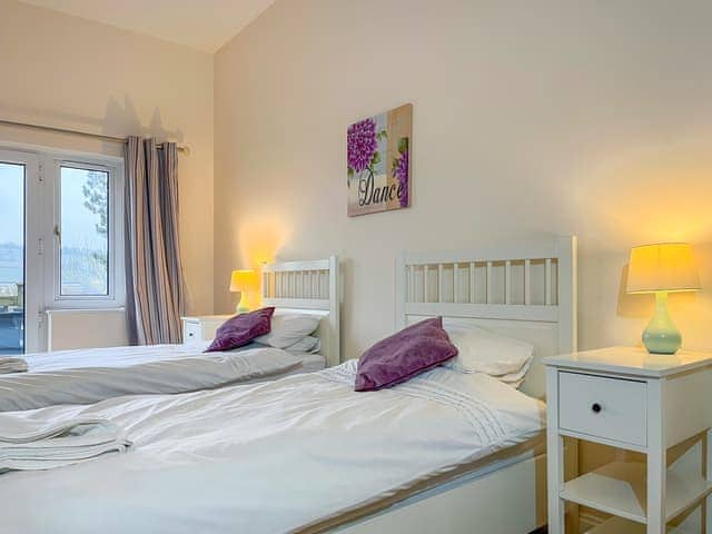 Twin bedroom | Chevin View, Belper