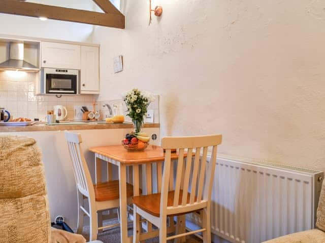 Kitchen | The Piggery - Tokenbury Manor Cottages, Liskeard