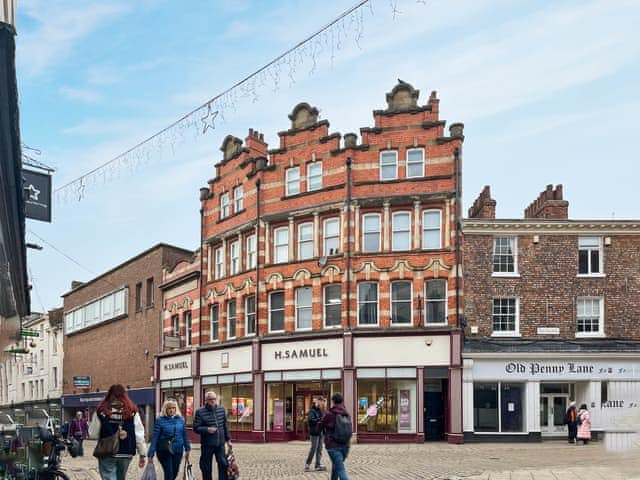 Exterior | Roof Tops, York