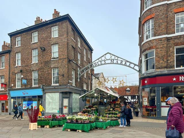 Exterior | Roof Tops, York