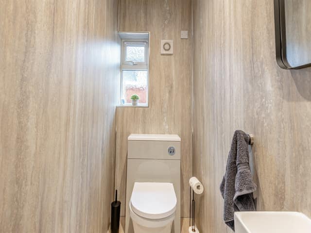 Bathroom | Snowdrop - Golden Beach Holiday Park, Ingoldmells