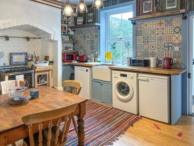 Kitchen/diner | Enginemans Cottage, Bishop Auckland