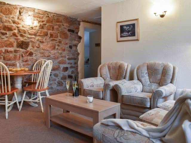 Living room/dining room | Henhouse - Tokenbury Manor Cottages, Liskeard