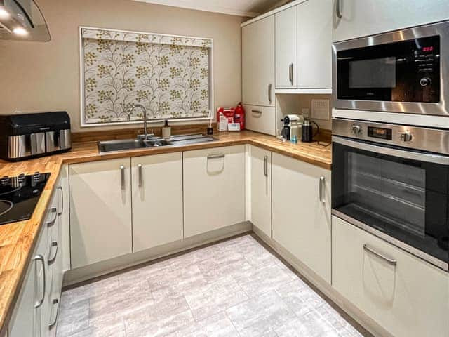 Kitchen | Floki&rsquo;s Lodge, Felmoor Park, near Morpeth