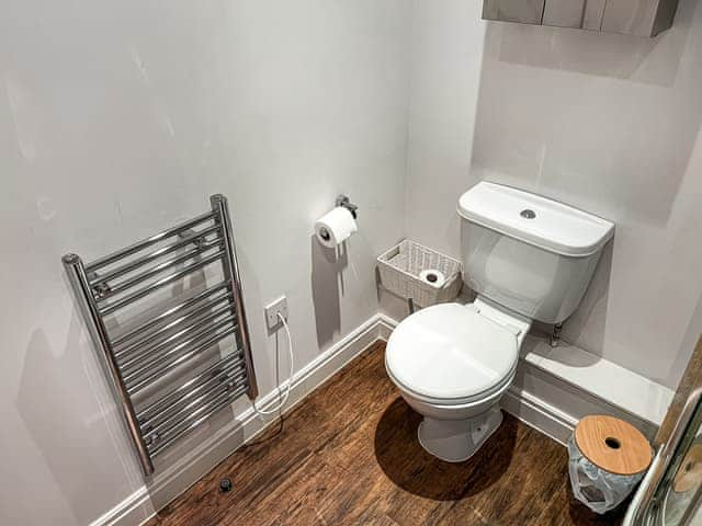 Bathroom | Esk View Apartment, Whitby