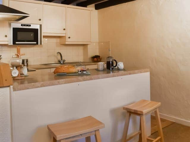 Kitchen | Haybarn - Tokenbury Manor Cottages, Liskeard