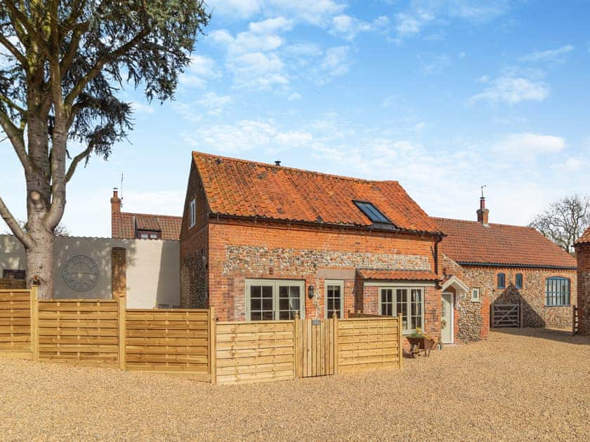 Exterior | Rose Cottage - Clevency Cottages, Great Snoring, near Fakenham