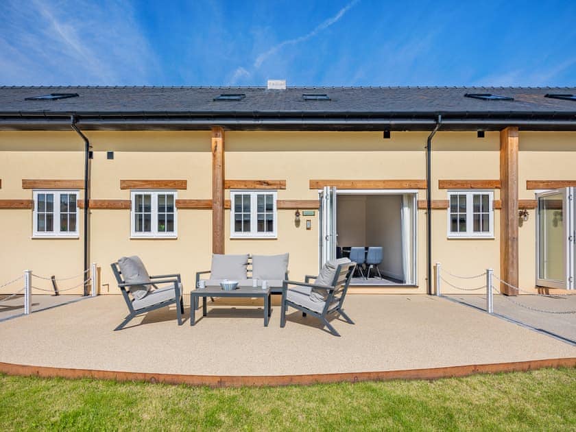 Exterior | No 8 - The Stables - Tedsmore Hall Estate properties - Tedsmore Hall Estate Properties, Oswestry