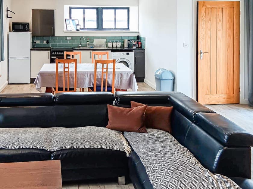 Living area | The Old Mill Apartment - Tain Glamping, Tain