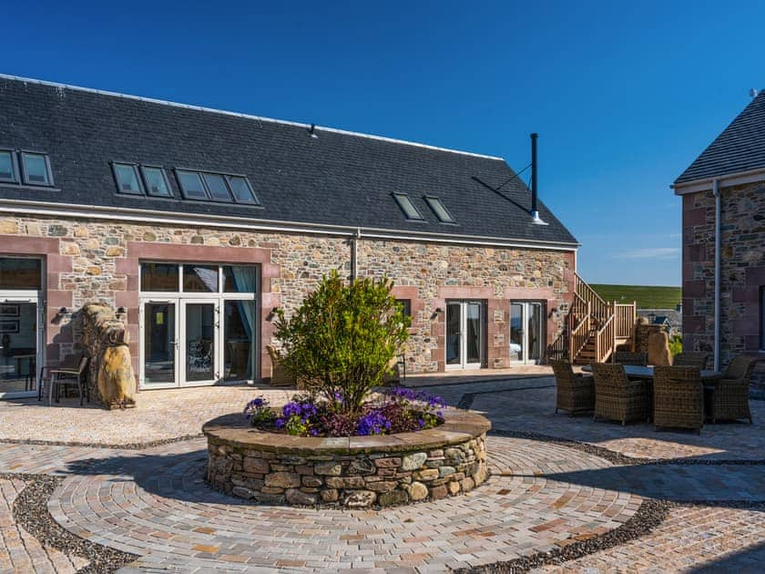 Exterior | Oystercatcher Cottage - Logiealmond Estate, Logiealmond, near Crieff