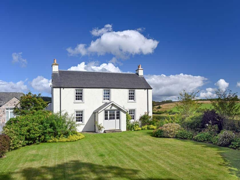 Exterior | Laverockbank Farmhouse - Logiealmond Estate, Logiealmond, near Crieff