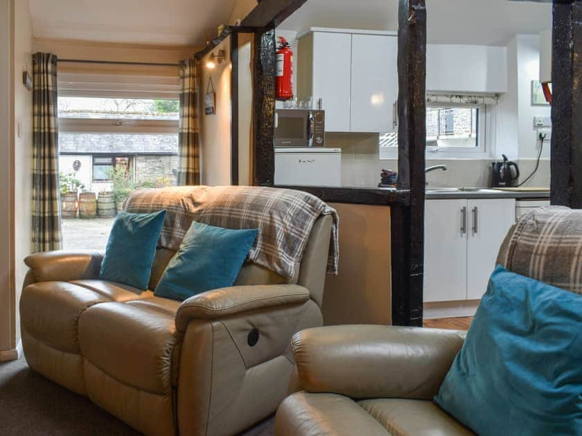 Living area | Linney Cottage - Fox Valley Cottages, Looe