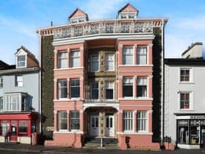 Exterior | Westhaven Five, Aberdyfi