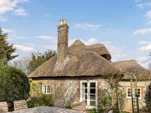 Exterior | Brookpit Cottage, Climping, near Littlehampton