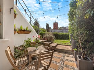 Outdoor | Little Matthews, Torquay