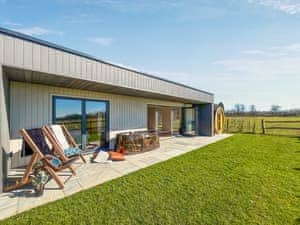 Exterior | Hillview, Horsham