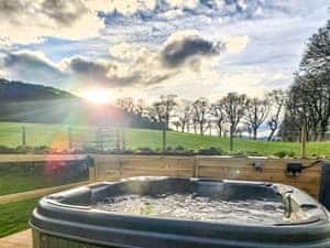 Hot tub | Bendhu, Comrie, near Crieff