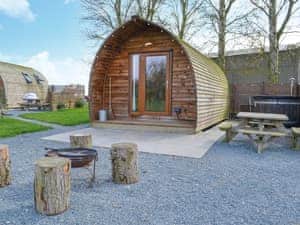 Exterior | Mischief - Kelk Beck Glamping, Kelk, near Driffield