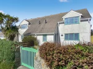 Exterior | Chy An Mordros, Hayle
