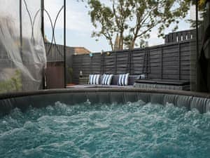Jacuzzi | Rosedale, Falkland