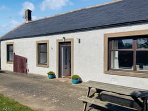 Exterior | Shepherd&rsquo;s Cottage - Elwick Farm Holiday Cottages, Belford