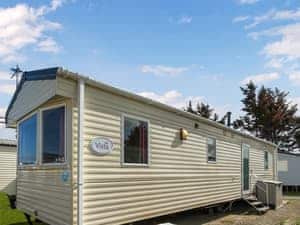 Exterior | Janina, Rhyl