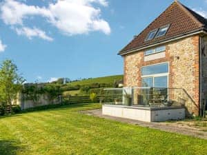 Exterior | Woodlands View, Chard