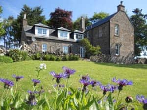 Exterior | Kirklandbank Farmhouse, Alyth